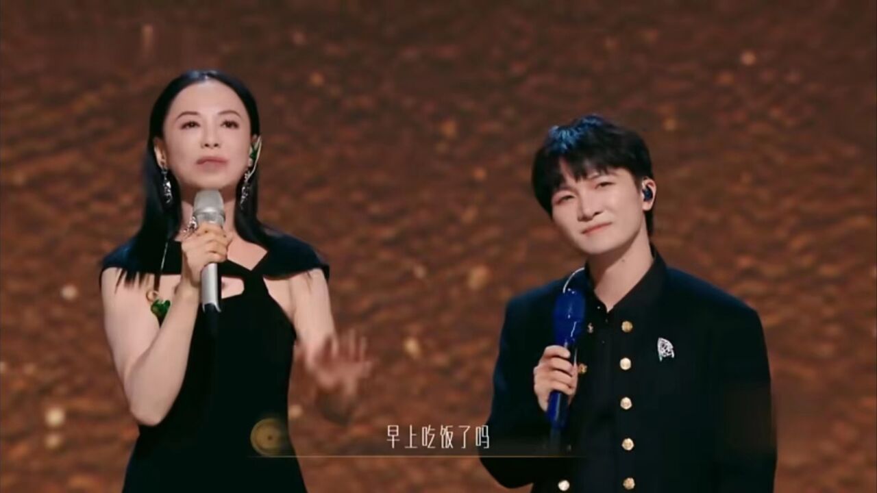 【周深黄绮珊】现场合作清唱「是妈妈和儿子」好好听！_高清