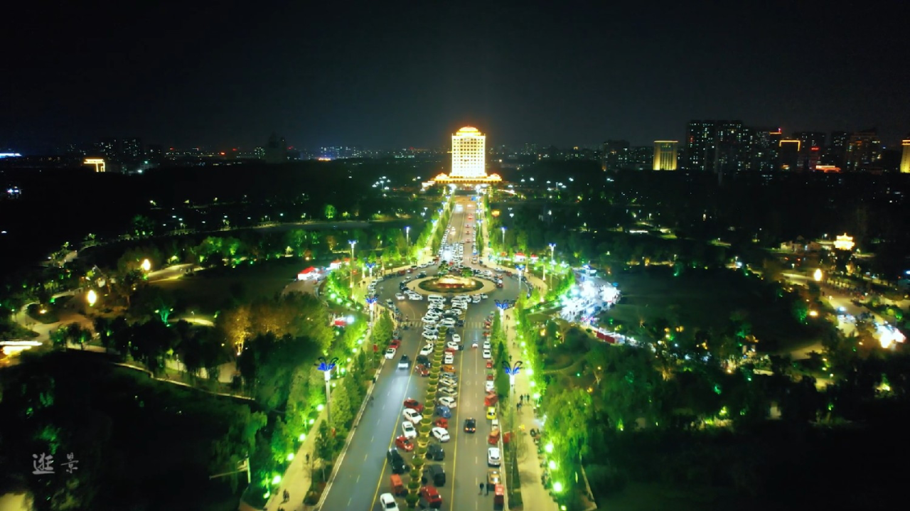 临沂人民广场夜景图片