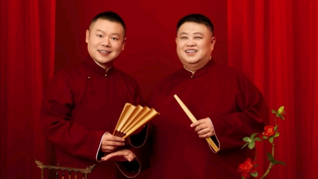 央视春晚节目单发布,六个相声小品,张艺谋和胡歌,唐嫣等人合作