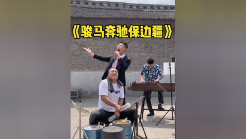 没有架子的架子鼓#看一遍笑一遍 @打伞排骨哥