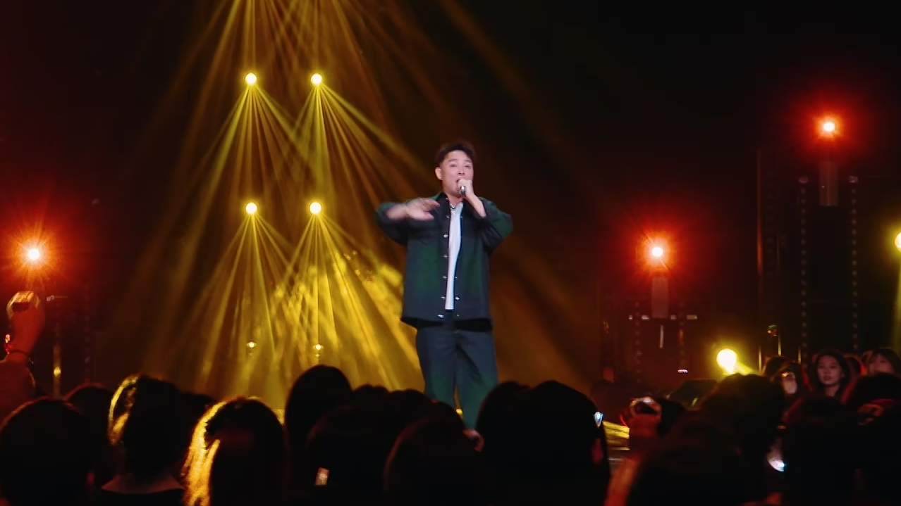 百分百歌手丨曾一鸣《后生我倍儿自在》,反差感有!