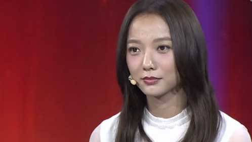王珞丹上演女版福尔摩斯 威逼沈凌大秀腹肌