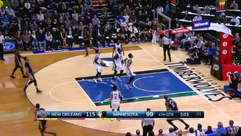 《NBA比赛集锦》【扣篮】唐斯转身单臂抡扣 直接吓跑康宁汉姆