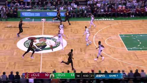 《NBA骑士》【得分】新蠕动精华？ 格林慢三步戏耍贝恩斯打进加罚