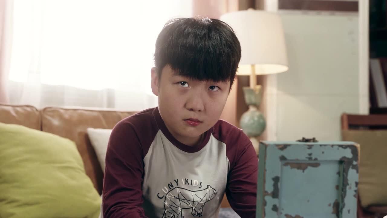 《爸爸猴腮雷》预告片_02