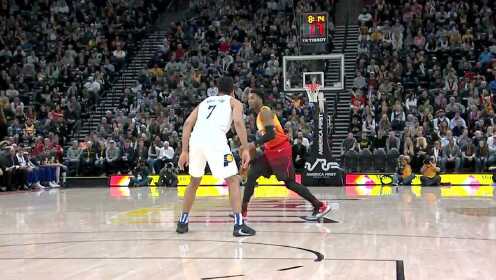 《NBA全场集锦》爽心悦目 英格尔斯妙传助飞戈贝尔空接得手