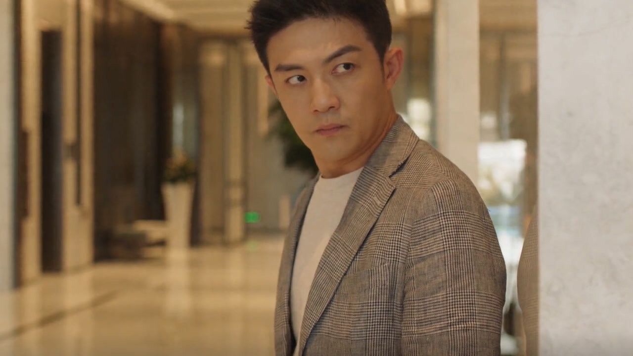《三十而已》cut连连看_《三十而已》第二十七集02:许幻山,这里应该服务员都懂吧_电视剧_高清完整版视频在线观看_腾讯视频
