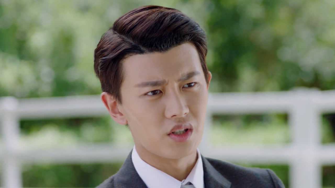 《秋蝉》第36集01:叶冲把利害关系和清泉纯子说明了,并让林小庄盯紧