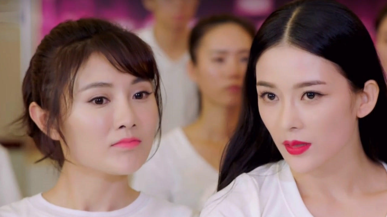 《 极光之恋》第2集04:何静文做舞蹈示范,赢得全场喝彩_高清1080p在线