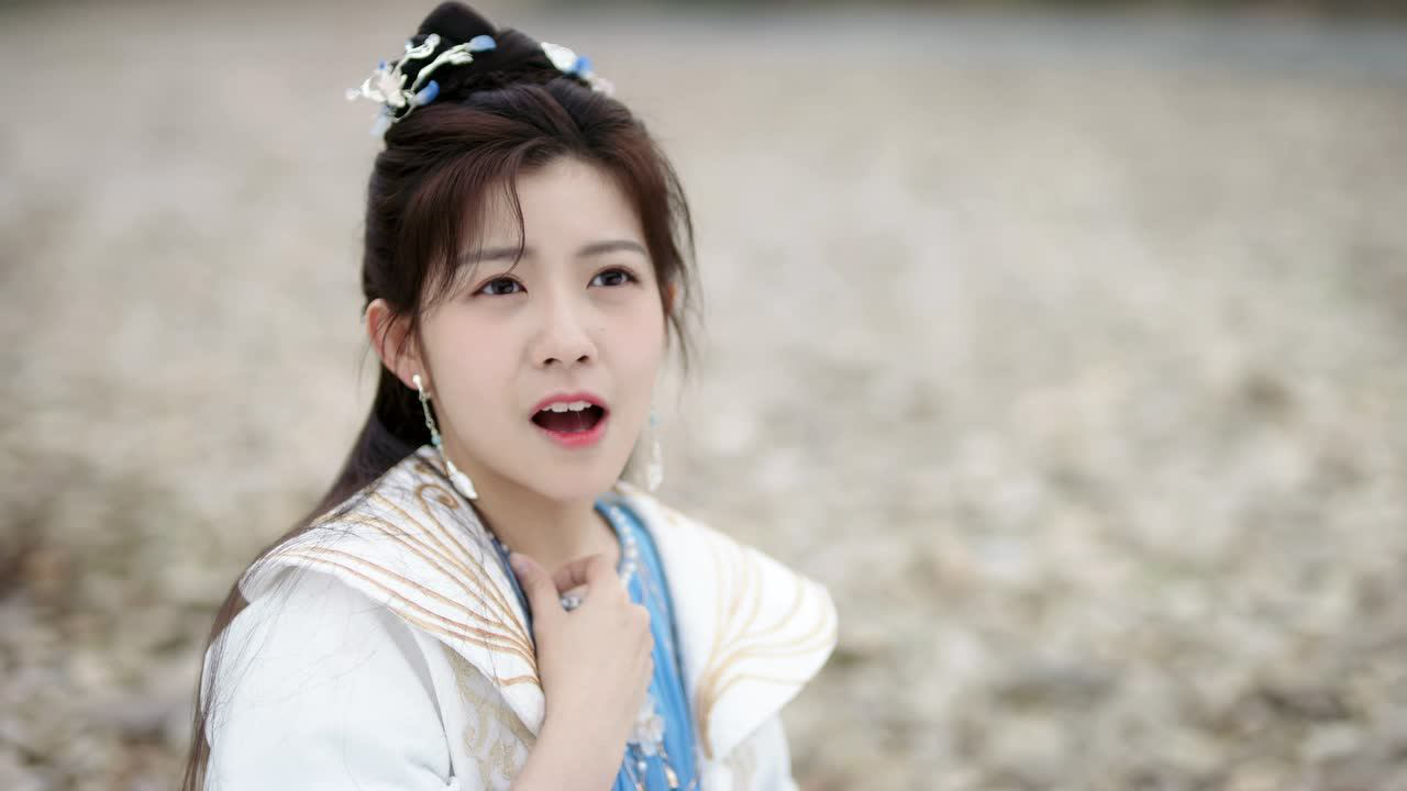 我的女主别太萌 5集