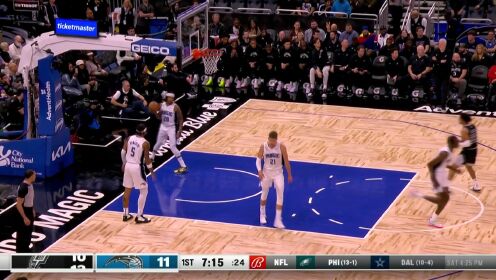 《NBA全场集锦》相互成全！瓦塞尔携手琼斯互送妙传连轰三分