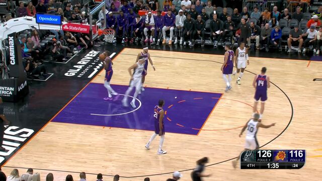 面对偶像怎能手软？文班亚马三分+中投连得5分