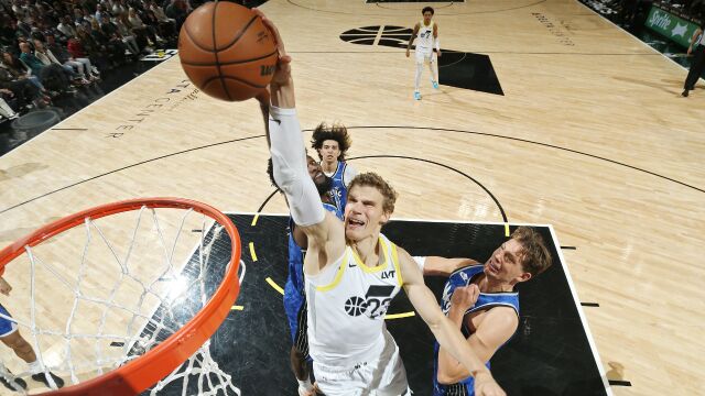 魔术115-113爵士 班凯罗30+9贡献准绝杀魔术险胜爵士