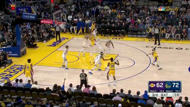 下半场手感火热 文森特连珠炮强势开火命中两记三分