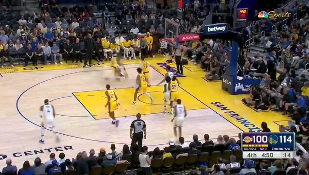 醉翁之意不在酒！库明加连续假动作晃飞两人助攻约翰逊跳投轻取两分