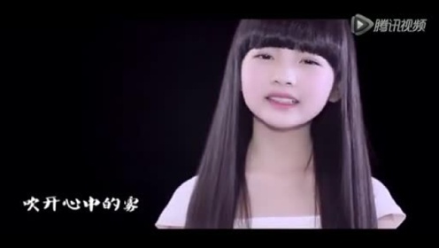8岁女孩翻唱刘德华《回家的路》 让异乡打工者忍不住泪崩！
