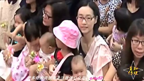 香港数百名妈妈地铁上公开哺乳 上演母乳快闪