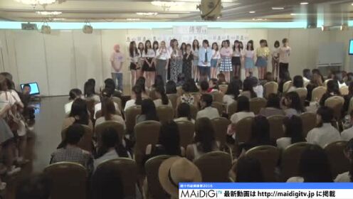 AKB48成员高桥南甜美出席活动与粉丝互动