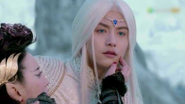 火族公主艳炟与火族祖先焰主大战,为了樱空释用弑神剑自杀