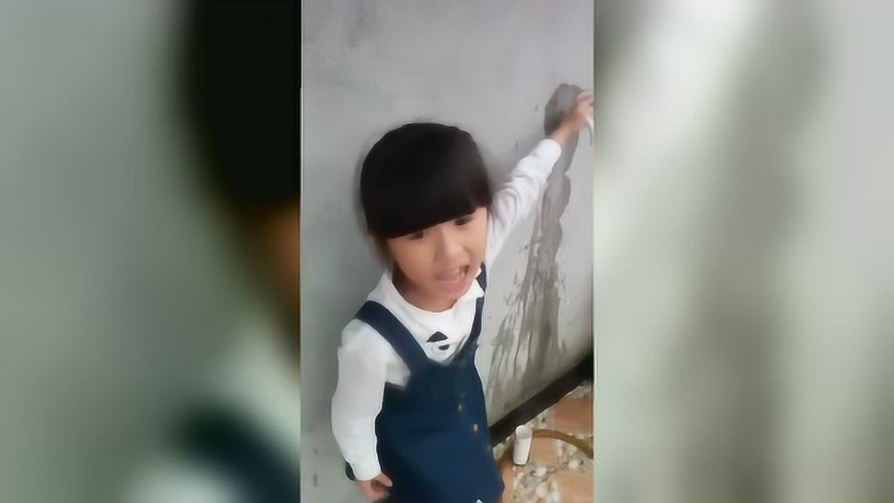 女子问小女孩哪里有厕所，看女孩子怎么回答_腾讯视频