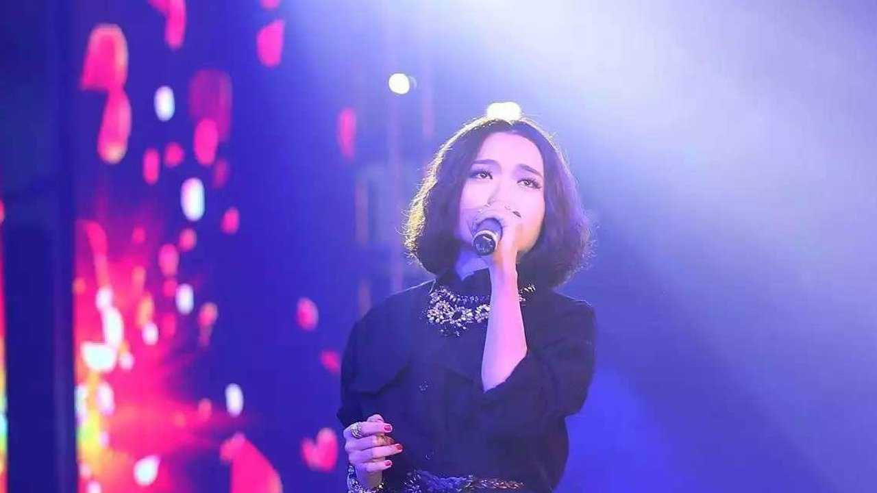 金润吉庄心妍一人一城两个人牵手走过的城变成一个人的哭喊