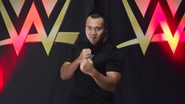 wwe首位签约的中国人天兵将在9月17日深圳站对阵英语哥