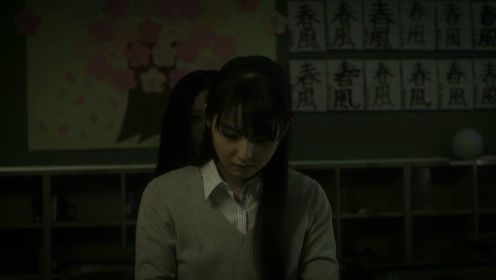 胆小者看的电影解说：9分钟看懂日本恐怖片《咒怨之终结的开始》