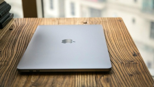 诠释轻薄！测2012/2017两款：MacBook Pro
