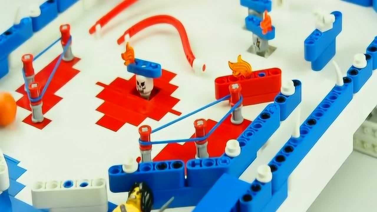 乐高玩家moc作品弹珠台,已经放到legoidea上开始投票