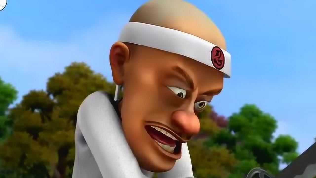 熊出没光头强穿了一身武士服正在努力地练功夫