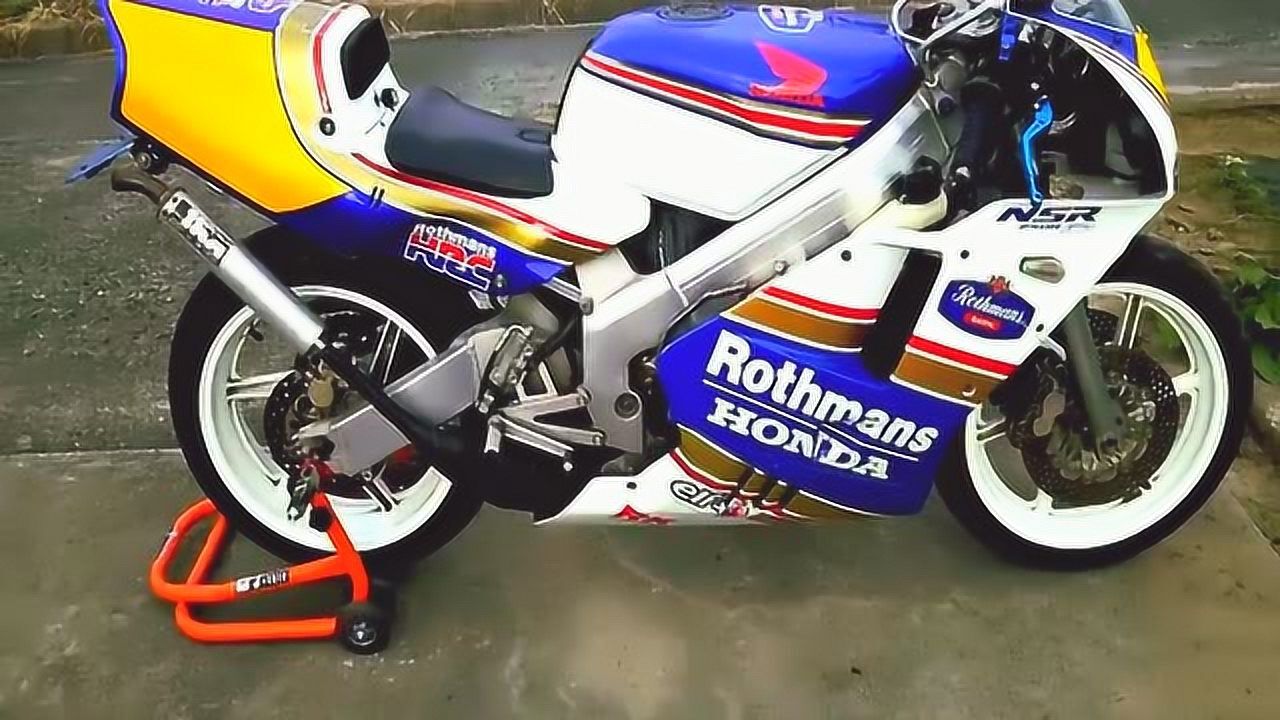 来腾讯视频看更多热门视频