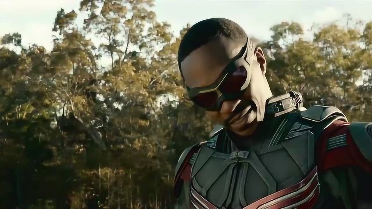 猎鹰简直是复联里的新人练手英雄,谁都可以虐一下