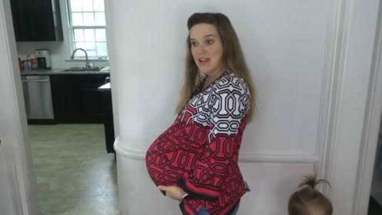 孕期肚子隆起过程图片