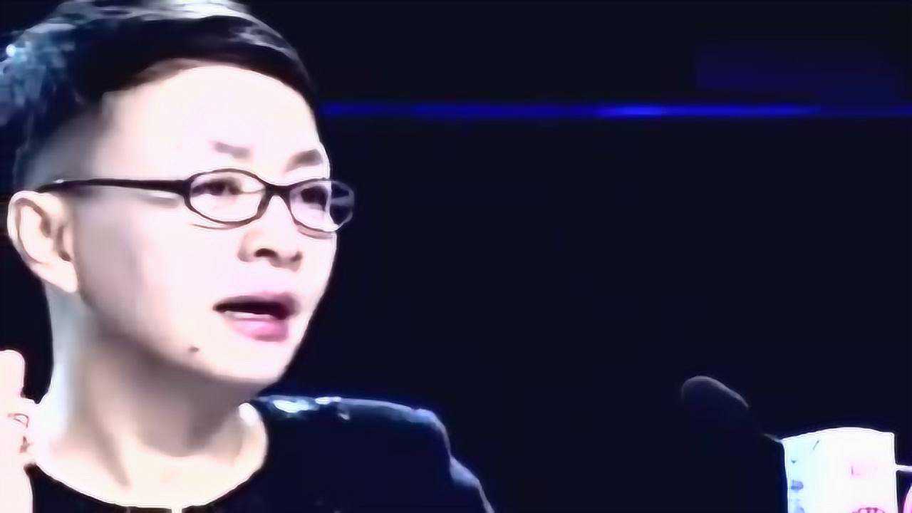 许君聪孙艺菲精彩演绎小品前女友前男友全场笑得停不下来