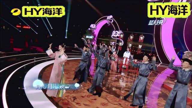 纯妃王媛可现场演唱抖音神曲,真是太萌了,意想不到啊!