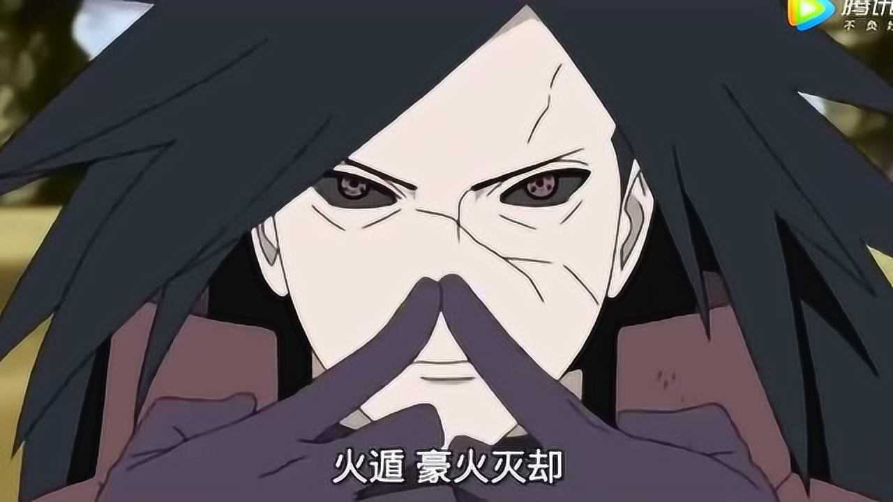 手鞠给了斑一扇子斑爷打了下土表示没啥事然后回了个火遁
