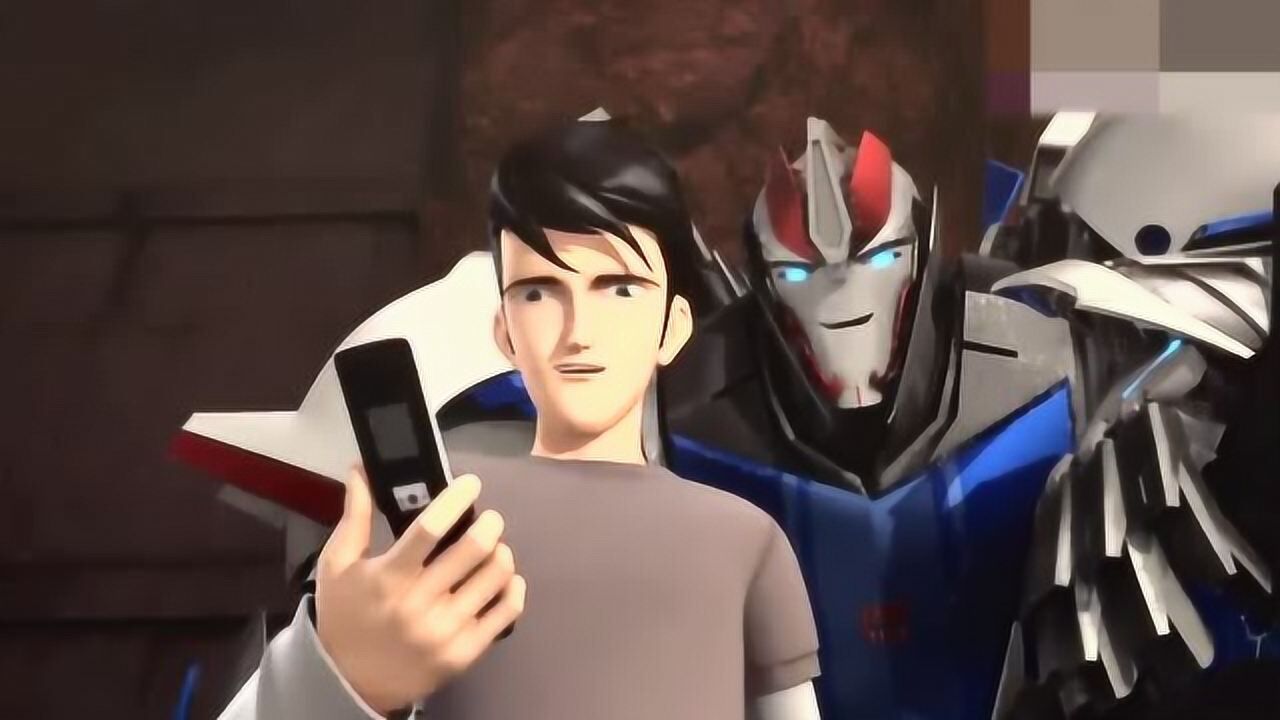 变形金刚杰克被烟幕带歪汽车人的报复心是很强的