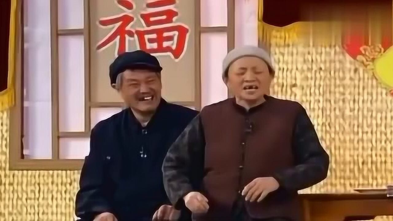小品宋丹丹学公鸡走路的样子看着真有意思
