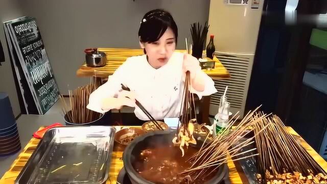 密子君中国大胃王“火锅串串”记录保持者