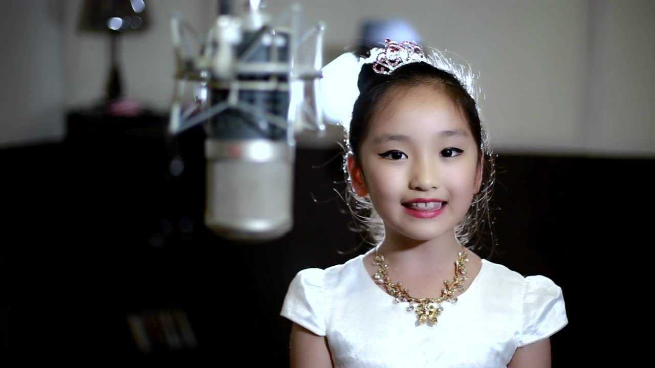 洪子怡我的蓝眼睛玮韵艺术