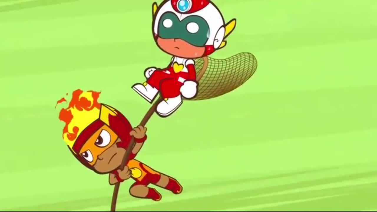 火焰超人水煮开心超人看头顶都冒烟了