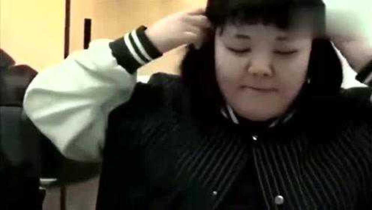 韩国大胖妞这样喝可乐我还真是第一次见,这个嗝就是点睛之笔_高清1080P在线观看平台_腾讯视频