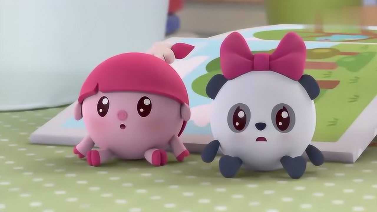 瑞奇宝宝文文的气球破裂了但是只要能在一起玩耍就是快乐的