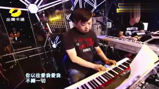 中国新声代:古巨基帮第一季小学员圆梦,一起合唱《Monica》!