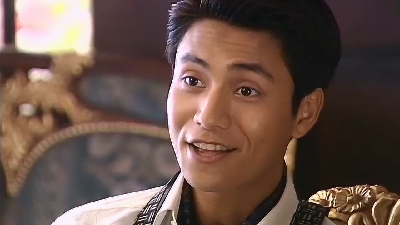 金粉世家金燕西大白天聊骚和小怜拉拉扯扯笑的越来越没样了