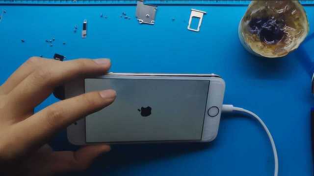 iPhone6充电没反应无法开机,拆开后检查原来是短路,几分钟修好