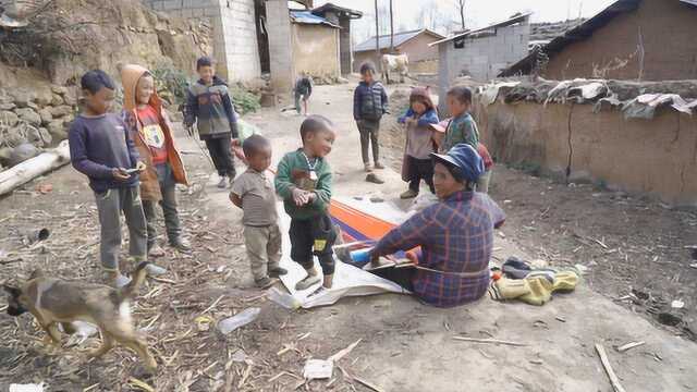 真实的四川大凉山地区,一家生了10个小孩,结婚彩礼最低20万