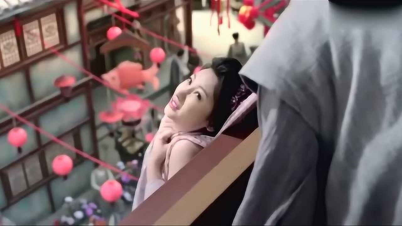 女子被勒住脖子结果真面目暴露可怕