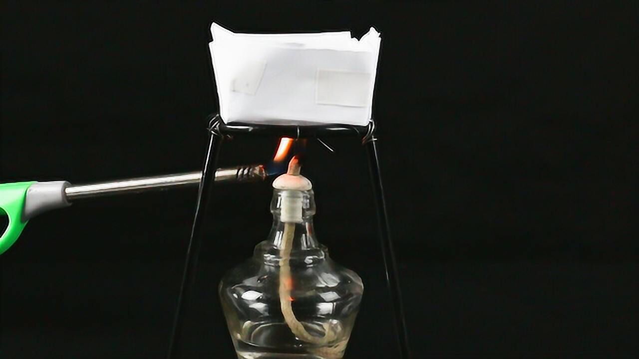 易燃的纸居然还能烧水一个小实验带娃了解热学