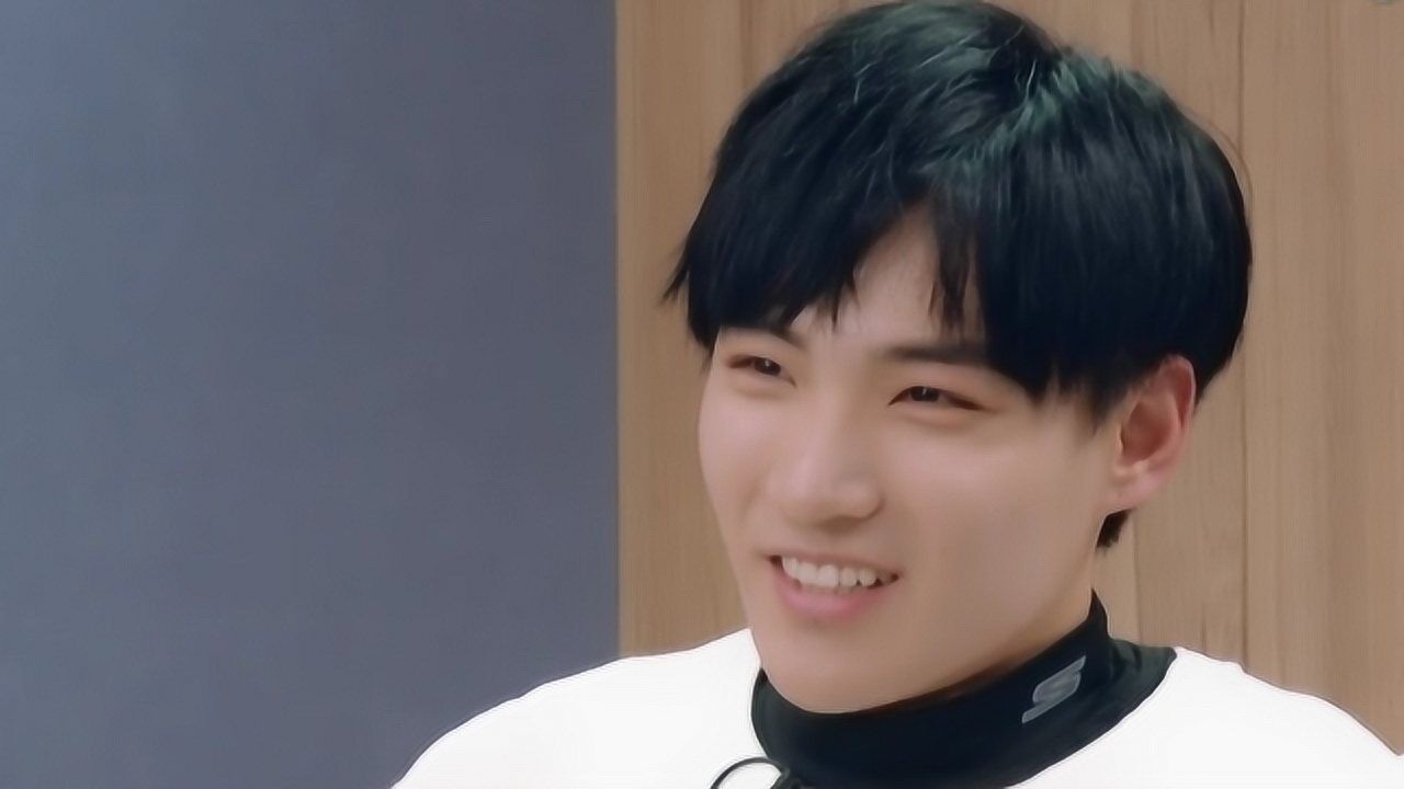 李鑫一高嘉朗神仙组合唱歌互相吐槽张嘴就来